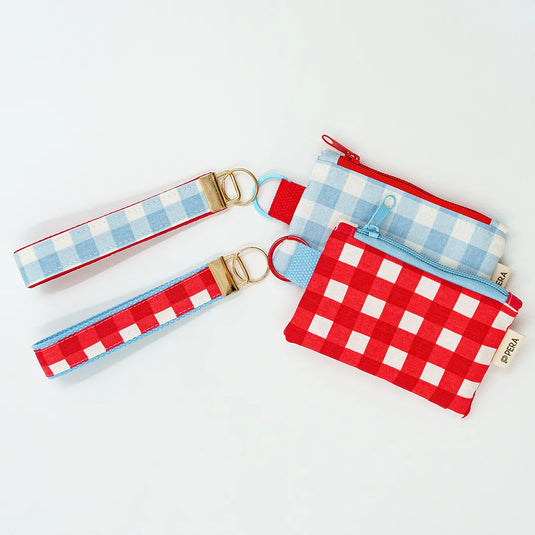 Picnic Pop Wristlet